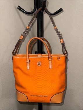 Dooney & Bourke Matte Orange Caldwell EUC